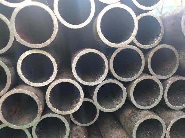 陇南10#结构用无缝钢管